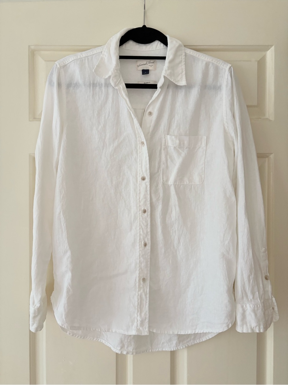 Universal Thread White Men's Casual Button-Down Shirt